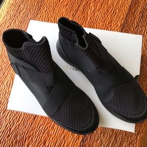 Fabletics high-top terra sneaker